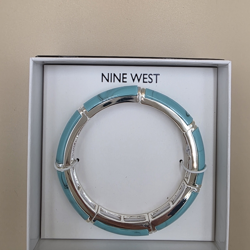 Nine West Silver and Turquoise Stretch Bracelet
